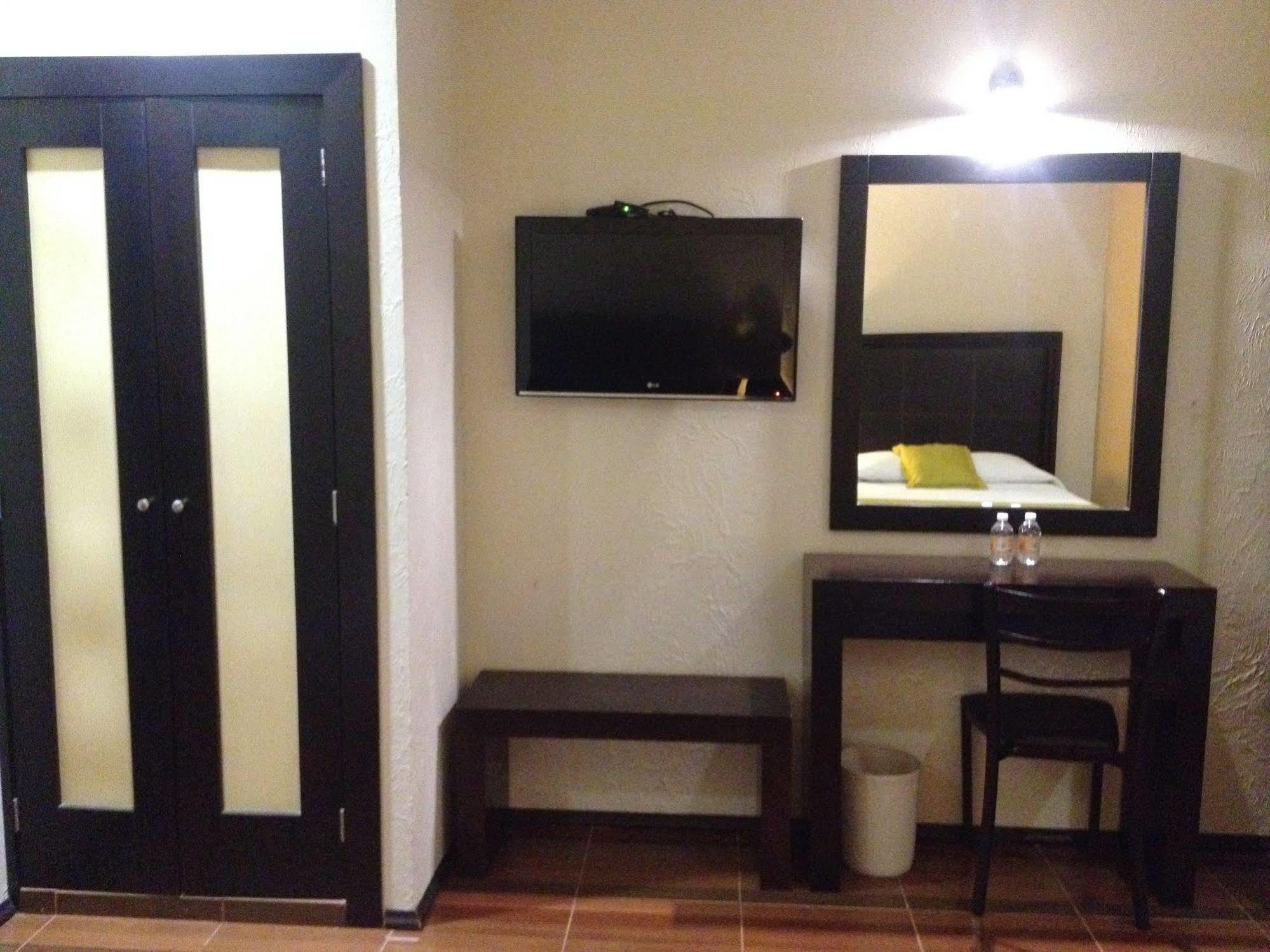 Hotel Majova Inn Xalapa Exterior photo